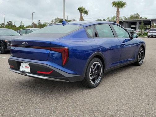 2025 Kia K4 EX