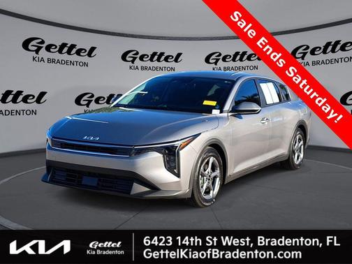 2025 Kia K4 LXS
