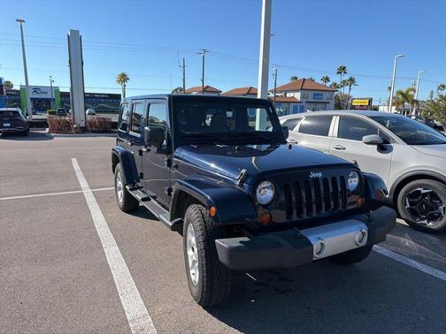 2013 Jeep Wrangler Unlimited Sahara