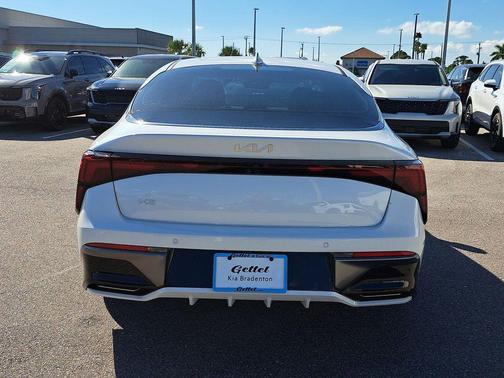 2025 Kia K5 LXS
