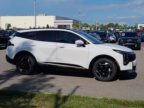 2026 Kia Sportage SX