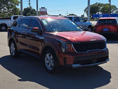 2025 Kia Sorento LX