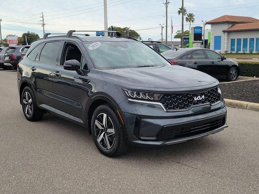 2023 Kia Sorento S