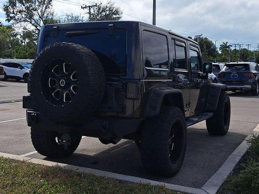 2013 Jeep Wrangler Unlimited Sahara