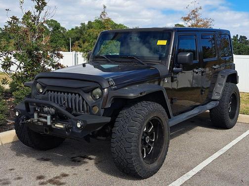 2013 Jeep Wrangler Unlimited Sahara