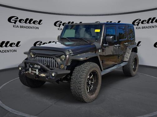 2013 Jeep Wrangler Unlimited Sahara