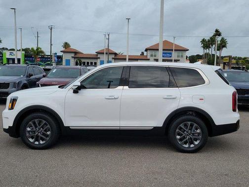 2024 Kia Telluride LX