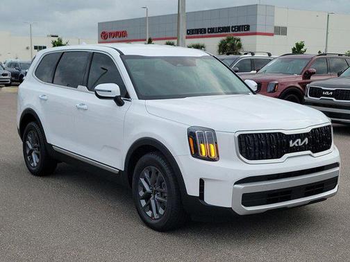 2024 Kia Telluride LX