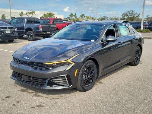 2025 Kia K5 LXS