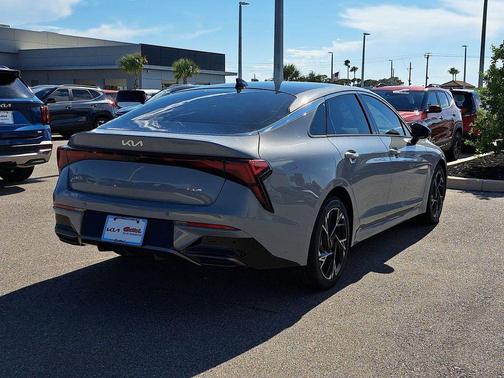 2025 Kia K5 GT-Line