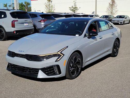2025 Kia K5 GT-Line