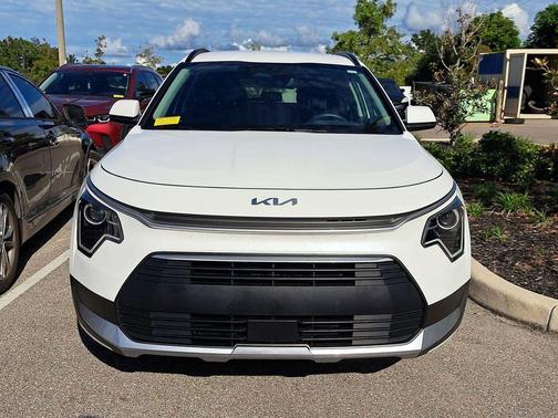 2024 Kia Niro EX