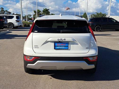 2024 Kia Niro EX