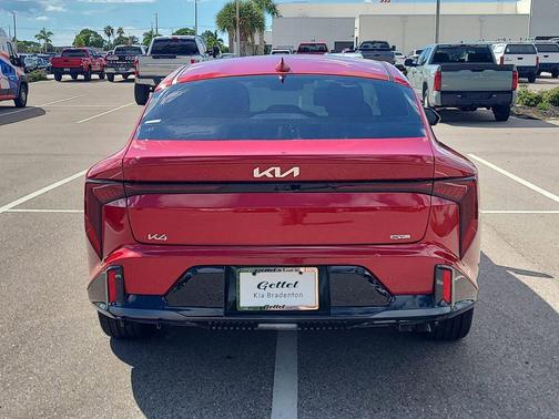 2025 Kia K4 GT-Line Turbo