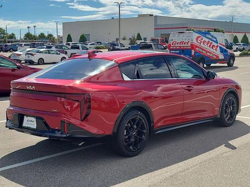 2025 Kia K4 GT-Line Turbo