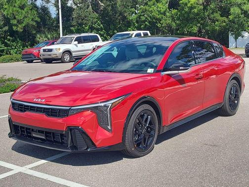 2025 Kia K4 GT-Line Turbo