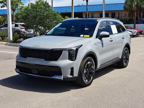 2025 Kia Sorento S