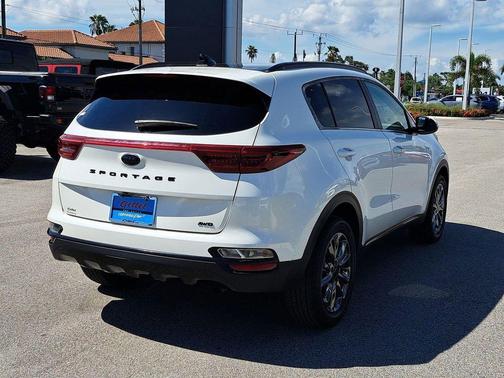 2021 Kia Sportage S