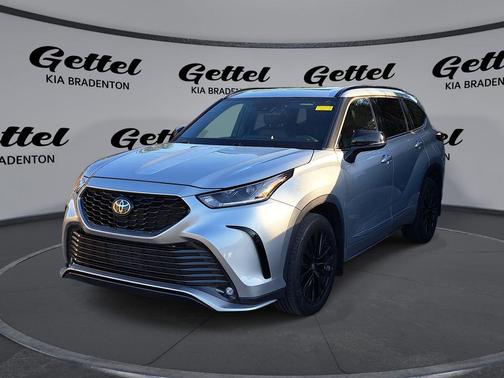 2023 Toyota Highlander XSE