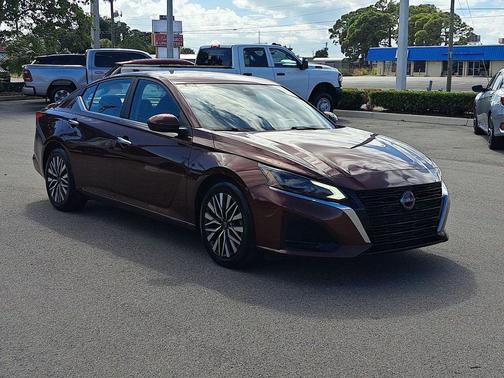 2023 Nissan Altima 2.5 SV