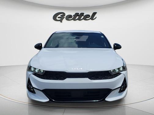 Glacial White Pearl 2023 Kia K5 GT-Line