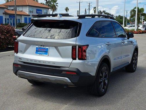 2022 Kia Sorento EX
