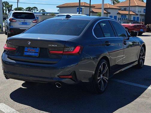 2022 BMW 330 xDrive