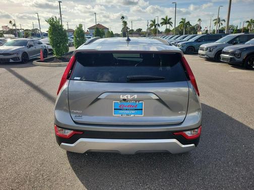 2025 Kia Niro LX