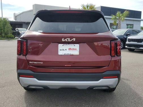 2025 Kia Sorento LX
