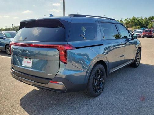 2025 Kia Carnival Hybrid SX