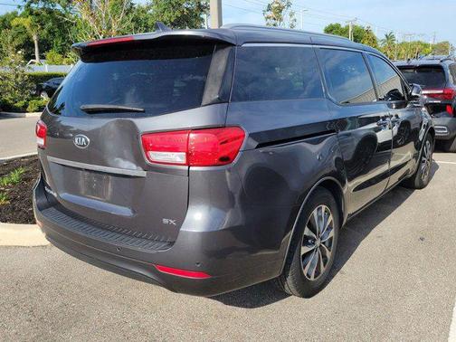 2018 Kia Sedona SX