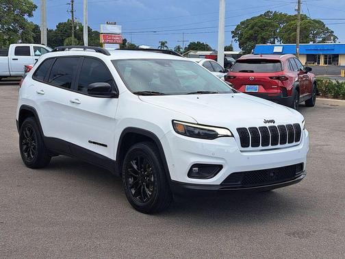 2023 Jeep Cherokee Altitude