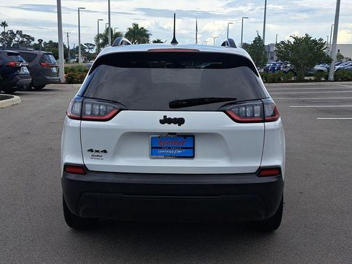 2023 Jeep Cherokee Altitude