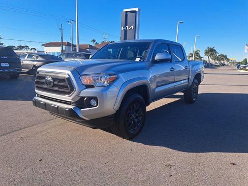 2022 Toyota Tacoma SR5