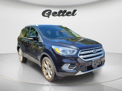 Agate Black Metallic 2019 Ford Escape Titanium