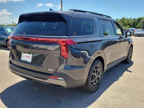 2025 Kia Carnival Hybrid SX