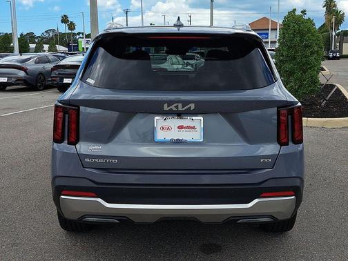 2025 Kia Sorento EX