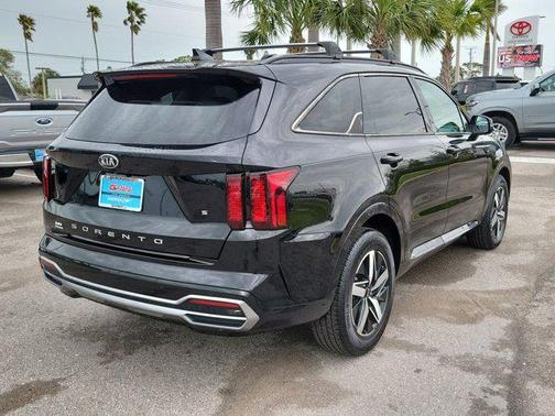 2021 Kia Sorento S