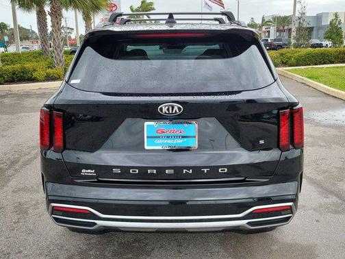 2021 Kia Sorento S