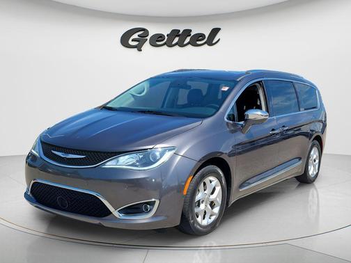 Granite Crystal Metallic Clearcoat 2020 Chrysler Pacifica Limited