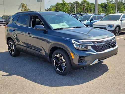 2025 Kia Seltos EX