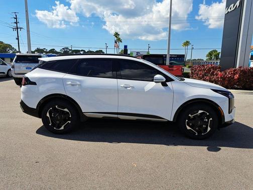 2026 Kia Sportage SX