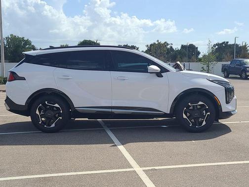 2026 Kia Sportage SX