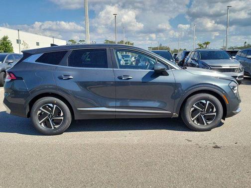 2025 Kia Sportage Hybrid LX