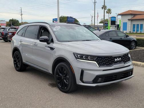 2022 Kia Sorento SX