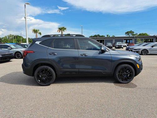 2025 Kia Seltos X-Line