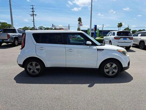 2018 Kia Soul Base