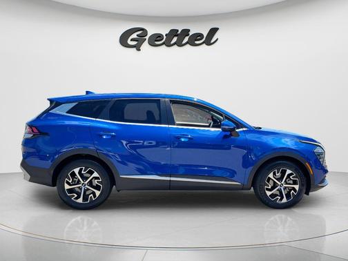 Sapphire Blue 2024 Kia Sportage EX