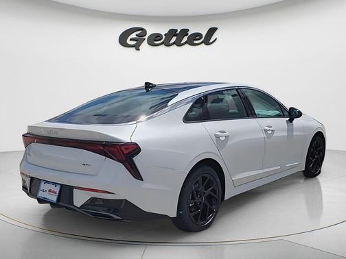 Snow White Pearl 2026 Kia K5 GT-Line FWD