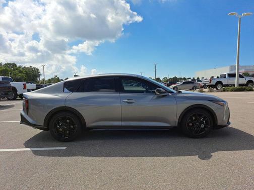 2025 Kia K4 GT-Line Turbo